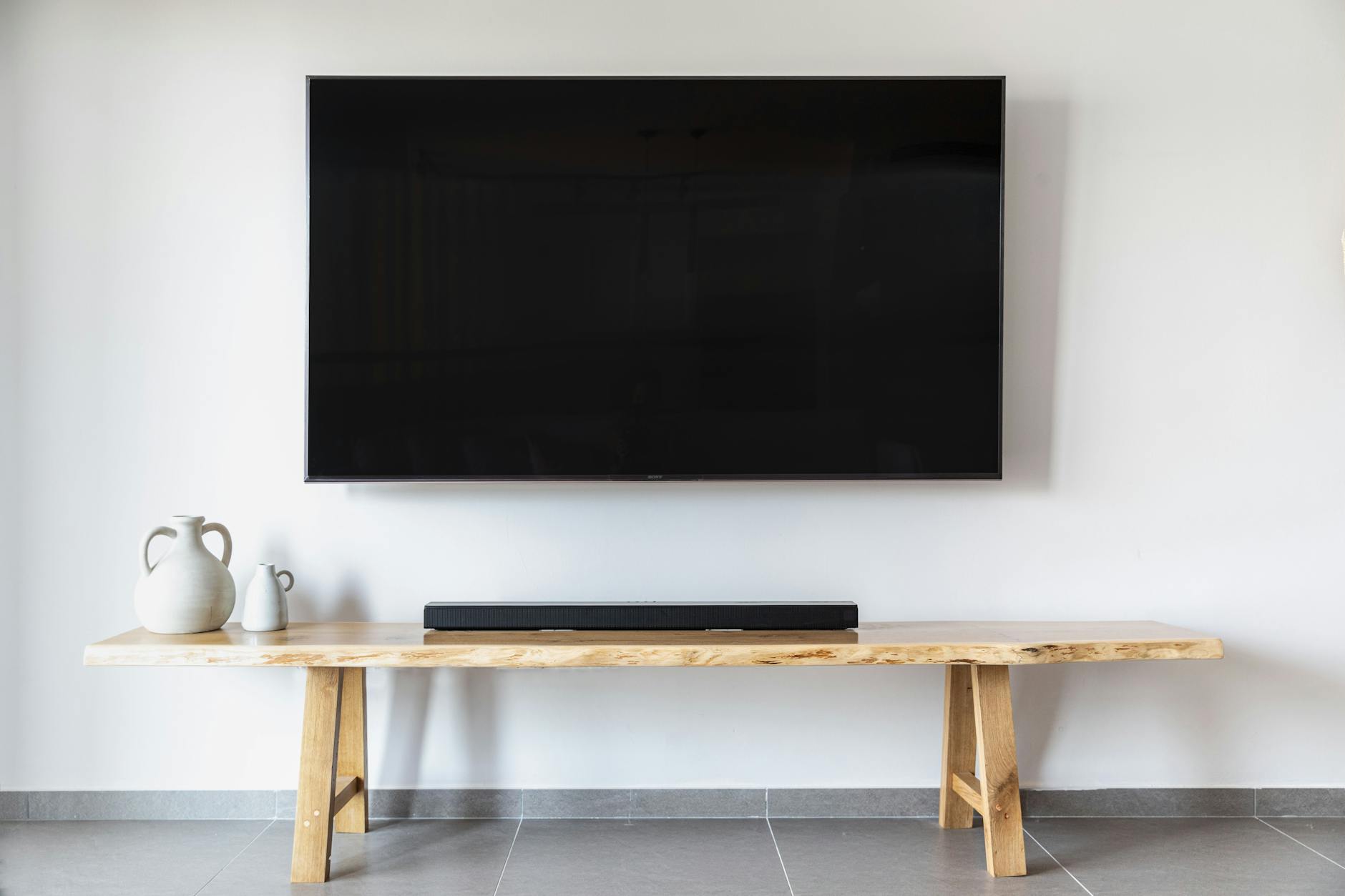 Best TV Mount for a Clean, Minimalist Look